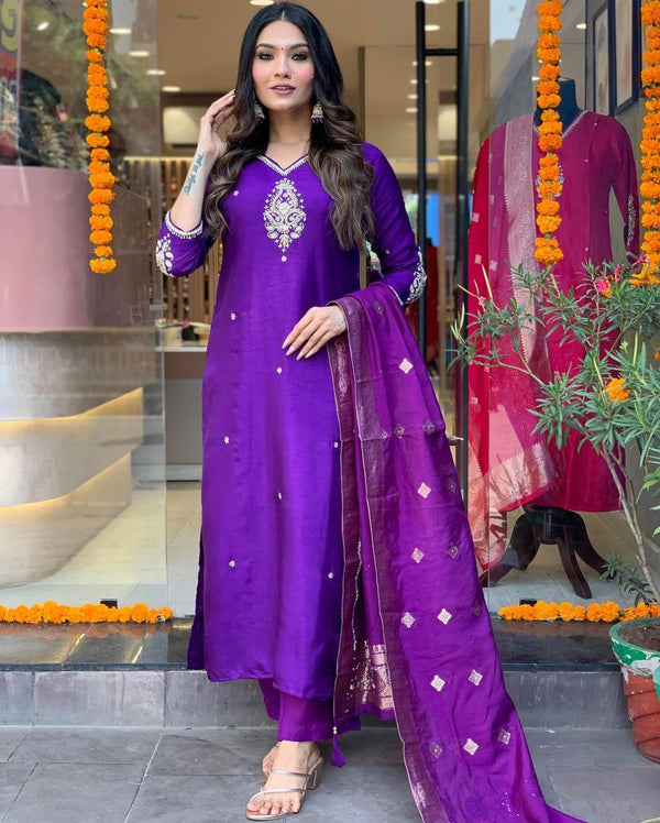Purple exquisite Kurta set with Dupatta
